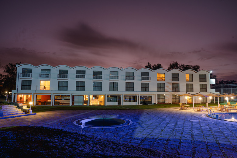 Hotel El Lago Estelar