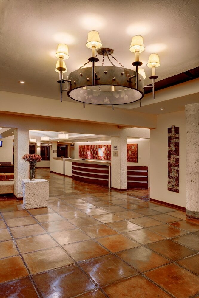 Hotel El Lago Estelar