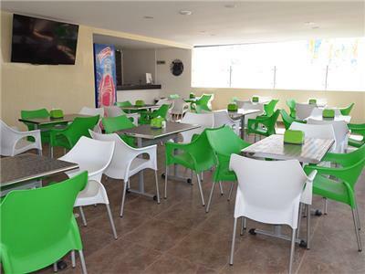 La Pera Hotel