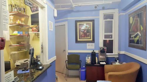 Desmond Hotel