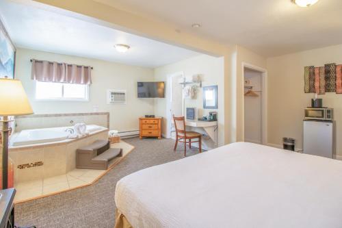 Murphy's River Lodge