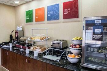 Hotel Comfort Suites Brunswick