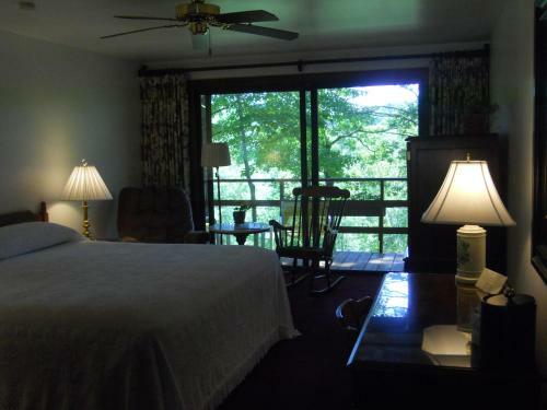 Howard House Lodge B & B