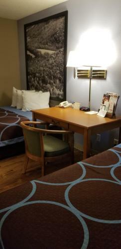 Hotel Super 8 By Wyndham Stroudsburg