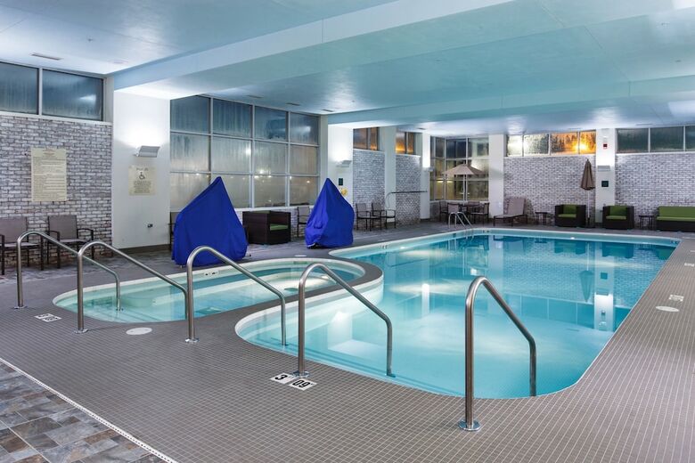 Riverwalk Hotel Downtown Neenah