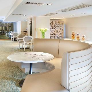 Silka Seaview Hotel