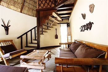 Hotel Punta Teonoste