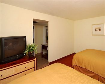 Suburban Extended Stay Hotel Near Asu