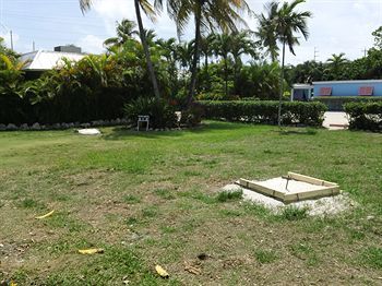 Hotel Coconut Cay Resort & Marina