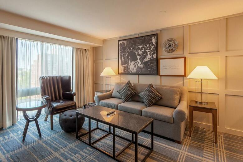 The Charles Hotel