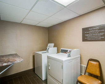 Hotel Comfort Inn & Suites