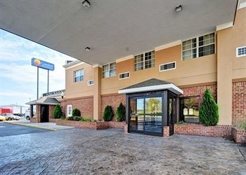Hotel Comfort Inn & Suites