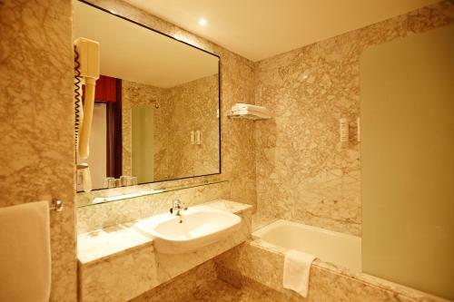 New Hotel
