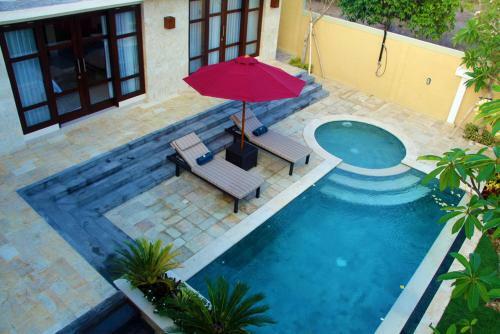 Kubu Kulat Villa