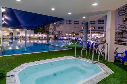 Royal Plaza Hotel