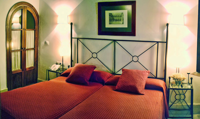 Hostal Giralda Santa Cruz