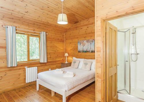 Woodland Park Lodges