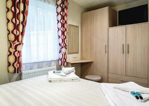 Weston Wood Lodges