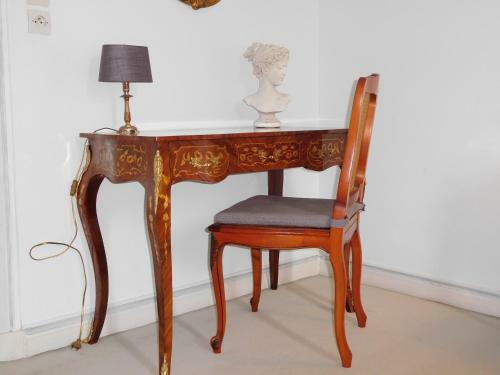 Bed & Breakfast Chambres D'h�tes Ch�teau De Courcelette
