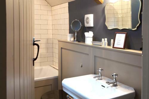 Hotel Killingworth Castle Inn