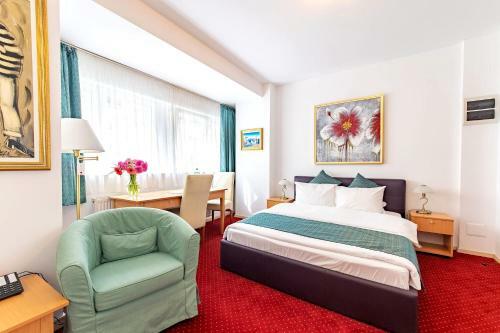 Caesar's Downtown Aparthotel