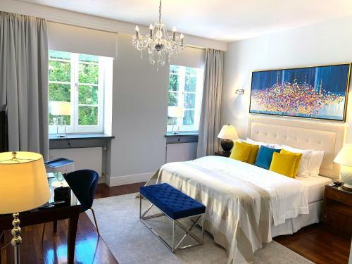 Luxury Apartments Mondrian Old Town IV
