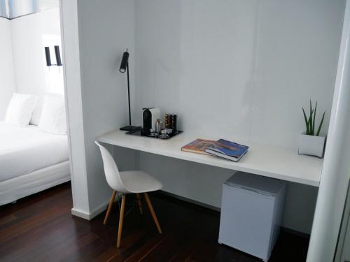 Chic & Basic Born Boutique Hotel