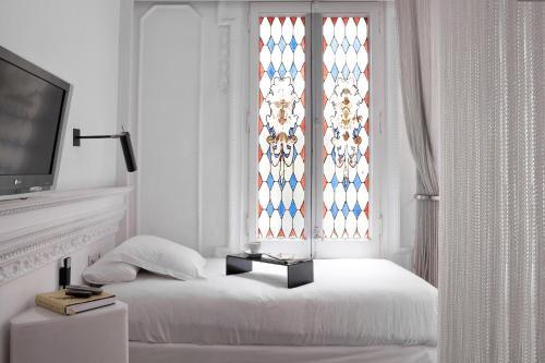 Chic & Basic Born Boutique Hotel