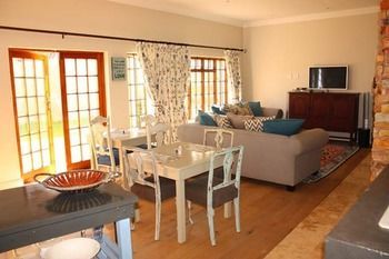 Hostal 9 Fern Rest