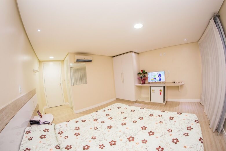 Hotel Rouxinol