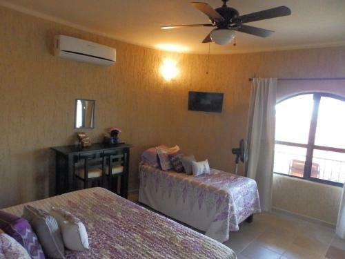 Casa Kootenay Bed And Breakfast