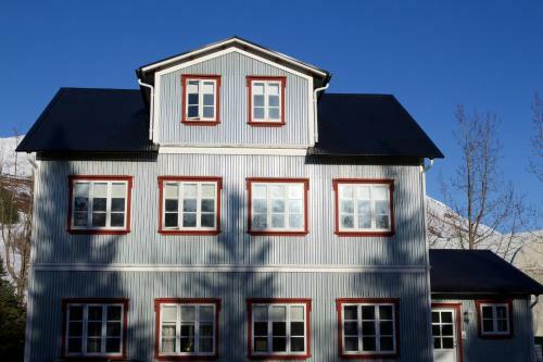 Apartamento Gamli Sk�linn H�sav�k