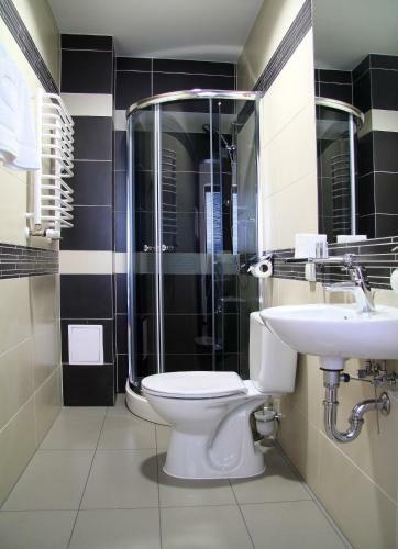 Aviator Hotel & Spa