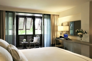Hotel Riva Surya Bangkok