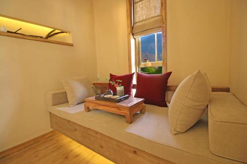 Hotel Lux* Tea Horse Road Benzilan