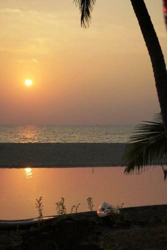 Hotel Blue Lagoon Resort Goa