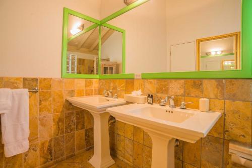 Hotel Tierra Del Sol Resort & Golf