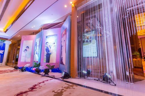 Yancheng Jinying Shangmei Hotel