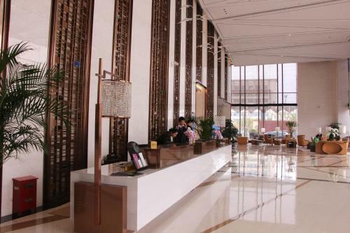 Yancheng Jinying Shangmei Hotel