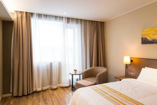 Hotel Home Inn Plus Shanghai Xujiahui