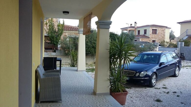 Hostal Blu Day Guesthouse