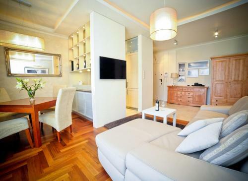 Neptun Park Xo Apartments
