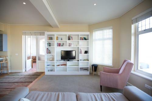 The Majestic Apartment