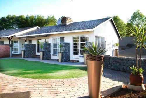 Bed & Breakfast B And B Sandton