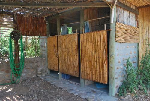 Amber Lagoon Backpackers Lodge