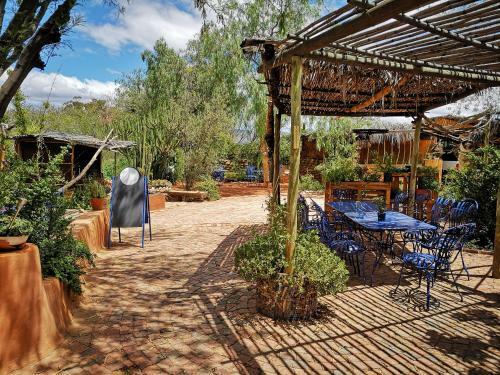 Amber Lagoon Backpackers Lodge