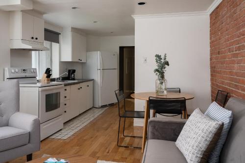 Apartments On Rue Aylmer