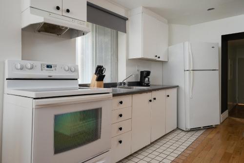 Apartments On Rue Aylmer