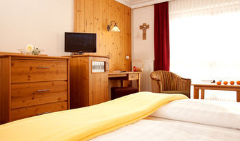 Wander- Und Aktivhotel Adam Br�u