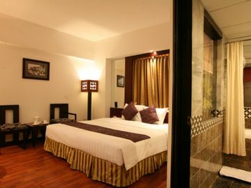 Gia Bao Grand Hotel